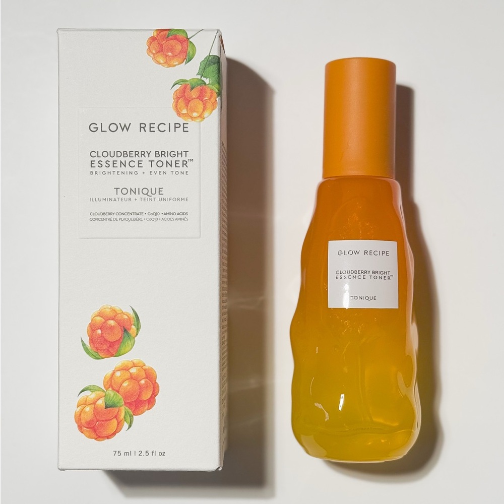 Glow Recipe Orange Toner with Ombré Effect and Fruit Illustrations